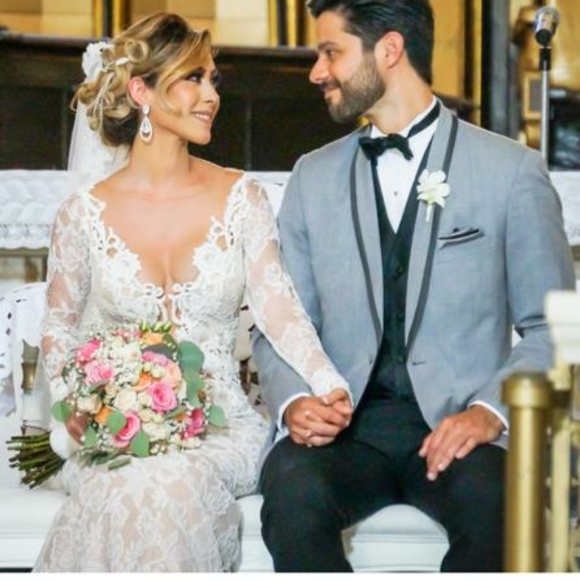 Tarik Ediz Wedding Dress sz 2 - Picture 3 of 16